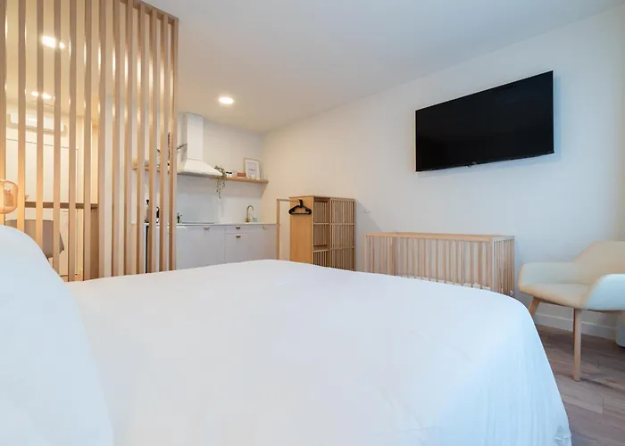 Apartamentos Turisticos Fatima, En El Centro De Vigo